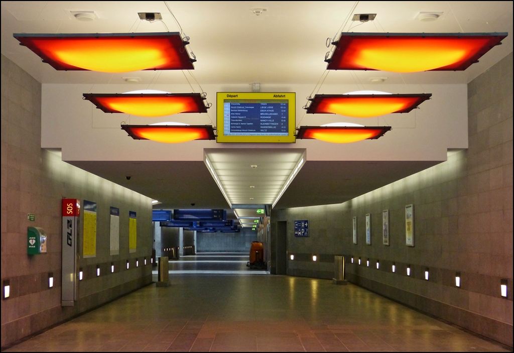 Die neue Unterf�hrung im Bahnhof von Luxemburg Stadt ist fertiggestellt und die Bahnsteige k�nnen nun durch den zus�tzlichen Eingang erreicht werden. 23.09.2012 (Jeanny)