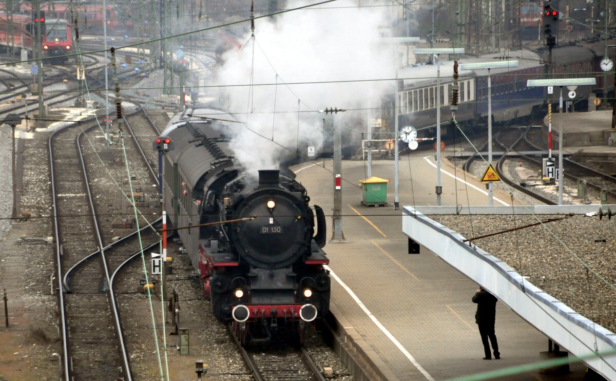 01 150 in Ulm am 14.12.2013.