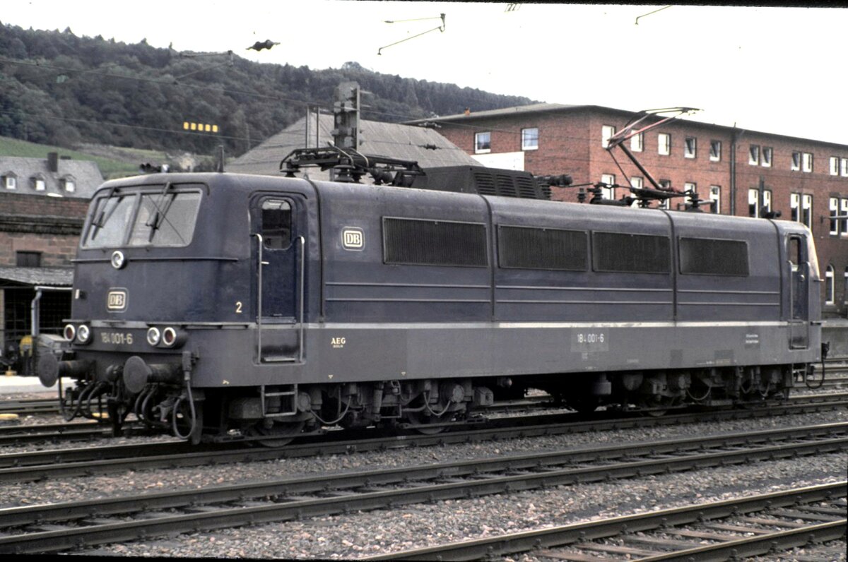 184 001-6 in Trier im September 1992.