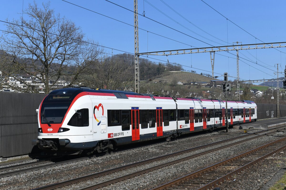 2025-03-05.SBB CFF FFS Gelterkinden
Automotrice Stadler Flirt 
RABe 521 016  Sissach 

© la photo vous intéresse merci de me contacter
photos-vietti-violi@ik.me