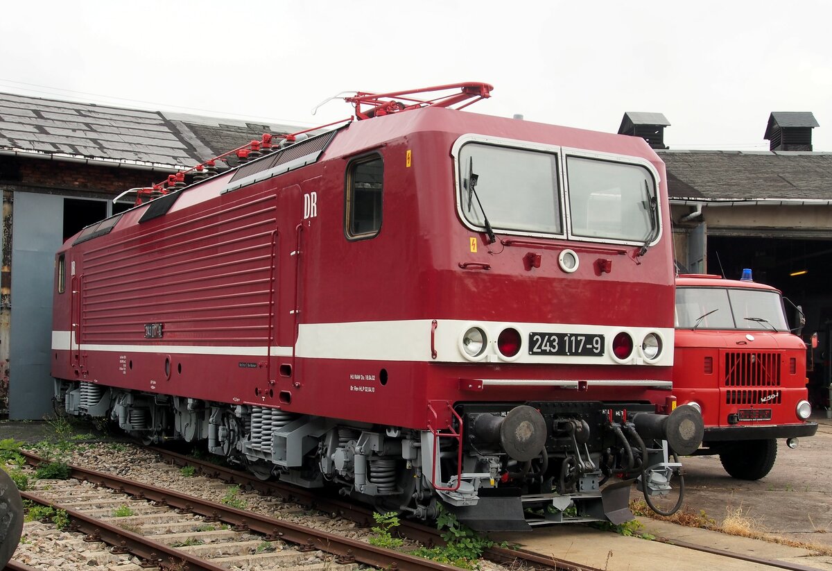 243 117-9 im Eisenbahnmuseum Weimar am 05.08.2016.