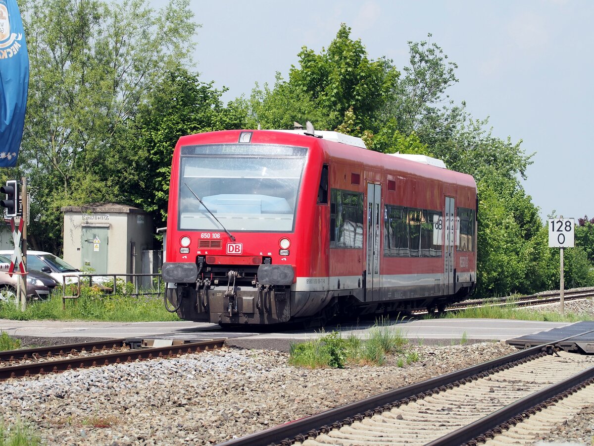 650 106 der RB nach Biberach in Warthausen am 16.05.2015.