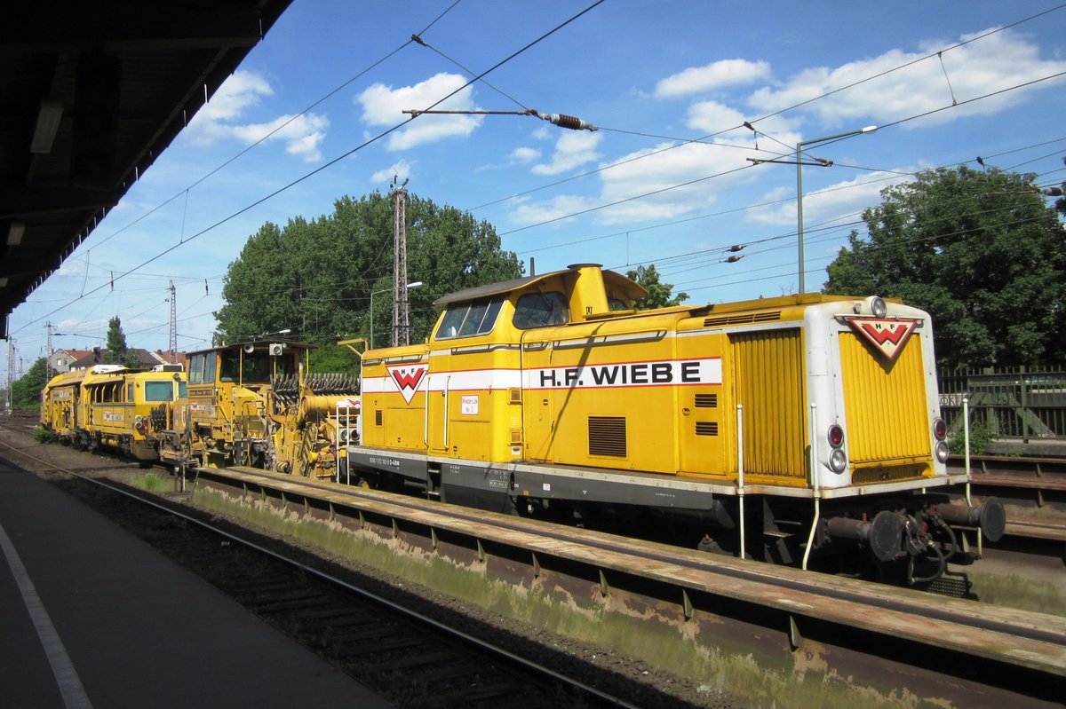Am 11 Mai 2011 steht Wiebe-3 (ex DB 212 192) in Osnabr�ck. 