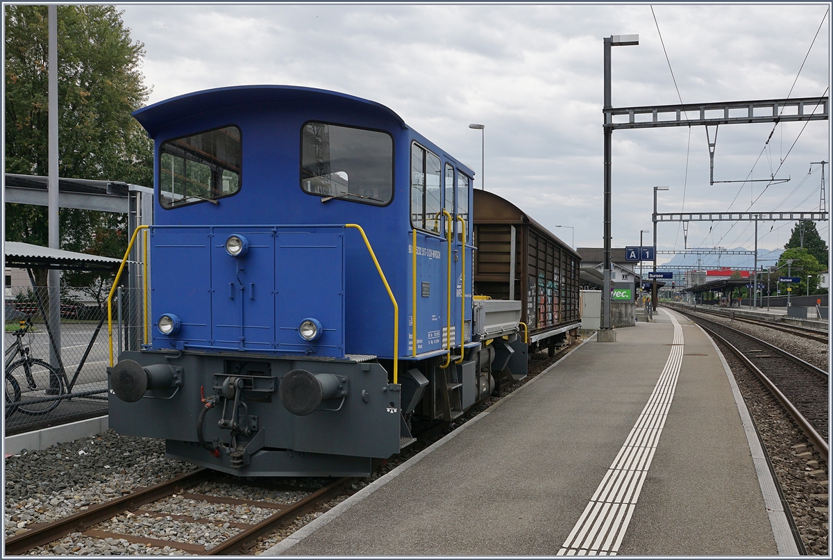 Auch in Sursee steht eine Tm 232, in blau, und der Firma Wirsch geh�rend. (Baujahr 1985, UIC N� 98 85 5232 517-3 CH-WRSCH)
27. Aug. 2017