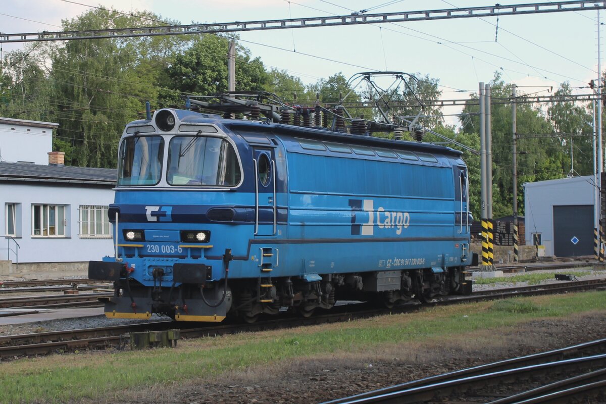 CD Cargo 230 003 steht am 29  Mai 2025 in Jihlava und sol am Abend ein Lokalguterzug aus Jihlava ziehen.