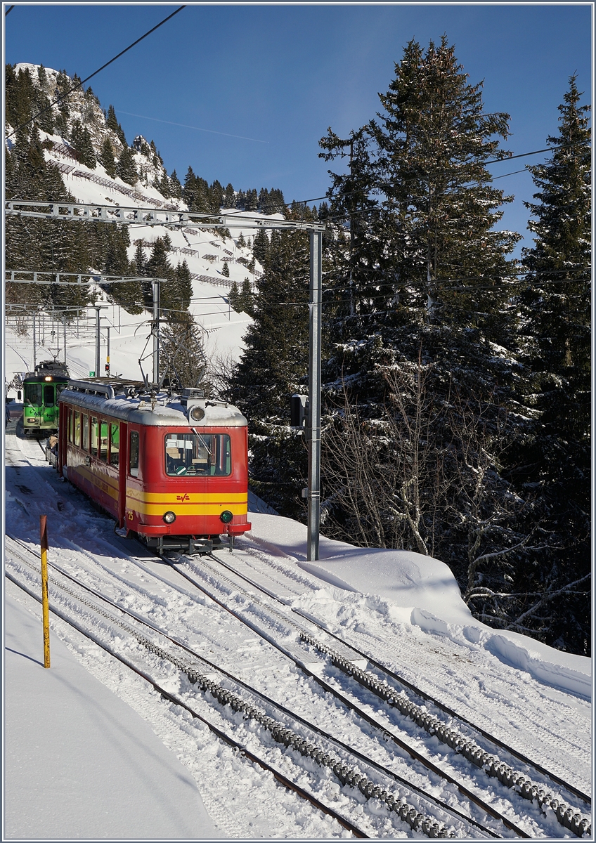 Der BVB TPC BDeh 2/4 25 in Bouquetin auf Talfahrt.

12. M�rz 2019
