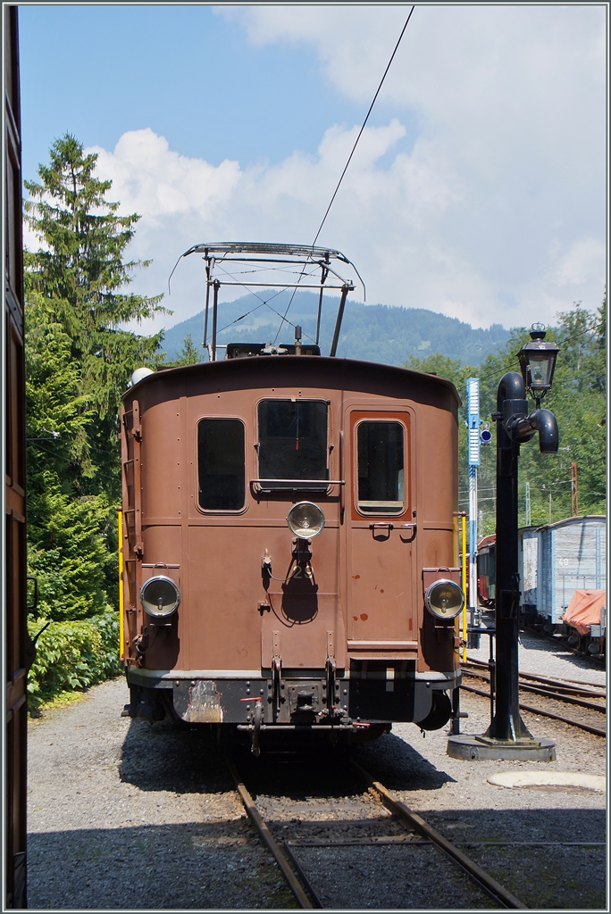 Die BOB HGe 3/3 N� 29 bei der B-C in Chaulin. 1. August 2014