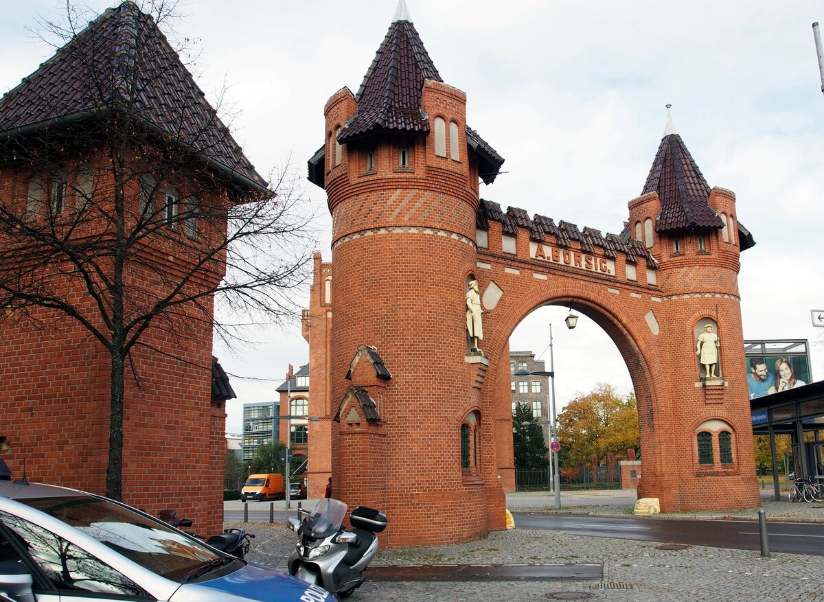 Historisches Tor zu den ehemaligen Borsig Werken in Berlin am 17.10.2019.