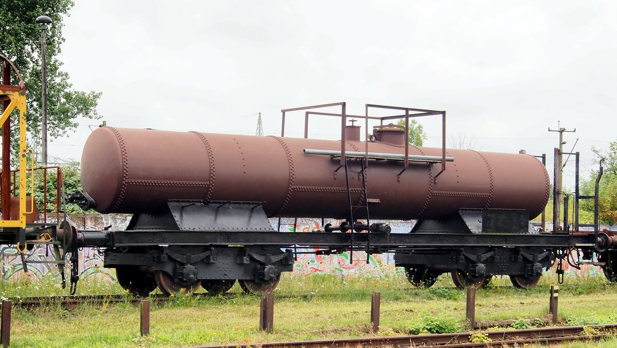 Kessel Spezialwagen im Eisenbahnmuseum Weimar am 05.08.2016.