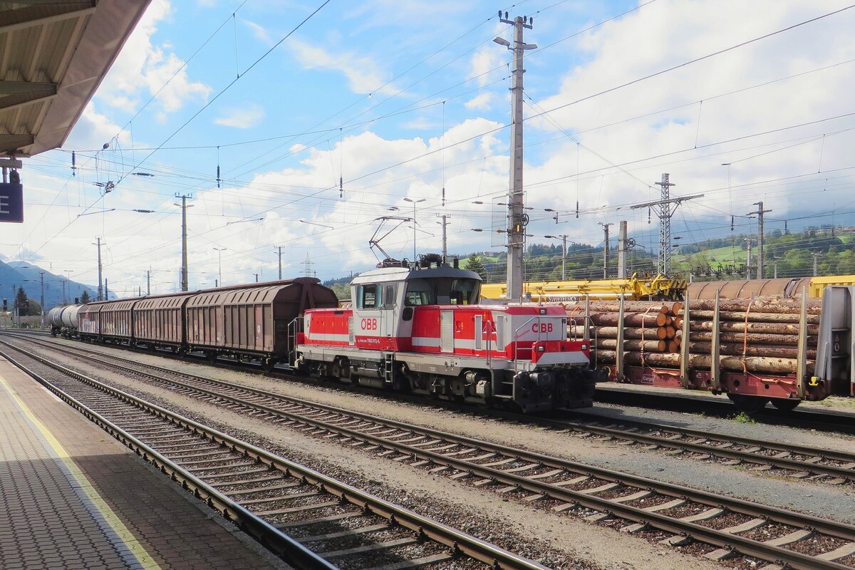 �BB 1163 013 rangiert am 20 September 2021 in W�rgl Hbf.