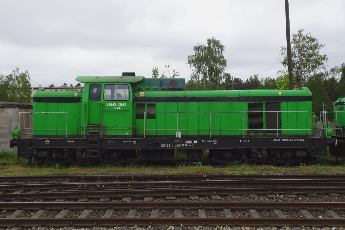 Tr�b war der 7.Mai 2024 in Rzepin wann SM42-2542 dort vom Bahnsteig fotografiert wurde.