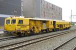 InfraBel Plasser&Treuer UniMat 48 steht am 22 Mai 2014 abgestellt in Brugge Centraal.