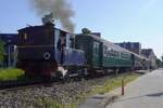SDP Lok-3 'Wase Kleiputter' zieht am Morgen von 4 Juli 2026 ein Pendelzug aus Puurs nach Maldegem.