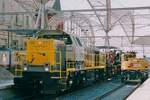NMBS/SNCB 7777 steht mit ein Bahnbauzug in Leuven Centraal w�hrend Bauarbeiten am 22 Mai 2002.