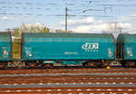 Vierachsiger Drehgestell-Flachwagen mit verschiebbarem Planenverdeck und Lademulden f�r Coiltransporte, 31 88 4670 569-3 B-LNS, der Gattung Shimmns (LINEAS Wagon Type 3614D8), der Lineas Group nv/sa