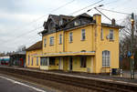   Der Bahnhof Idstein (Taunus) von der Gleisseite am 13.01.2018.