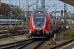 Triebzug 445 090 fährt in den HBF von München ein.