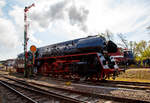 Die ölhauptgefeuerte Reko-Schnellzuglok 01 0509-8 (90 80 0001 509-3 D-PRESS) der PRESS Schnellzug-Dampflokomotive - Eisenbahn-Bau- und Betriebsgesellschaft Pressnitztalbahn mbH, ex UEF 01 509, ex