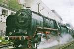 Am 30 Mai 2004 verl�sst 44 661 mit ein Sonderzug der damaligen �GEG-Basis Salzburg-Itzling.