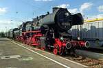 Am 2 Juni 2019 steht 52 8168 mit deren Dampdfpendelzug aus Gunzenhausen in NÖrdlingen.