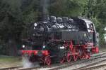 PRESS 86 1744 war Gast in Benesov u Prahy am 10 September 2022 und lauft rückwärts das kleiner Depot (Bw) von Benesov u Prahy ein.