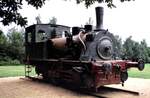89 7005 in Schwalbach auf einem Parkgelände am 16.07.1979.
