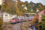 218 494-3 und 218 495-0 mit IC Allgäu 2013 bei der Einfahrt in Ulm am 18.10.2012.