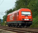 Lok 22 der WLE (Westf�lische Landes-Eisenbahn GmbH), f�hrt am 11.08.2011 solo, auf der rechten Rheinstrecke, bei Unkel in Richtung Norden.