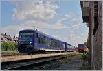 Von Aulenendorf kommend erreicht ein BOB VT 650 den Bahnhof Friedrichshafen Stadt.