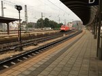 Die 101 025 zieht am 23.07.16 den Ic 2264 (München hbf - Basel Bad Bf) in den Ulmer Hauptbahnhof.