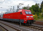  Die 101 062-8 (91 80 6101 062-8 D-DB) der DB Fernverkehr AG schiebt einen IC-Leerzug am 04.05.2019 durch Betzdorf/Sieg in Richtung Siegen.