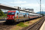Die 101 087-5  DERTOUR - Packendes Südafrika  (91 80 60 101 087-5 D-DB) mit dem IC 2004  Bodensee  Konstanz - Koblenz – Köln - Münster - Emden Hbf, steht am 17 Juni 2013 an Gleis 3 im Hauptbahnhof Koblenz. 

Die Lok wurde 1998 bei ADtranz in Kassel unter der Fabriknummer 33197 gebaut.  