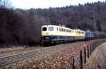 110 252-4 und zwei weiteren 110.1 als Lokzug auf dem Mühltalfelsendamm am 02.04.1982.