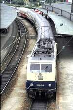 111 017-0 mit kurzem IC  Chiemsee  in Berchtesgaden am 18.06.1981.