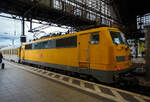 Die 111 059-2 (91 80 6111 059-2 D-DBMP) der DB InfraGO AG, ex DB Netz AG / DB Netz Instandhaltung – Fahrwegmessung am 21 Oktober 2025, mit einem Messzug der DB Systemtechnik GmbH