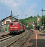 Noch einmal bearbeitet: die DB 151 031-2 bei der Durchfahrt in Bad Bellingen.