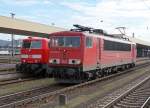 DB: Seltene Begegnung zwischen zwei Baureihen die eher selten in Basel Badischer Bahnhof beobatet werden k�nnen.