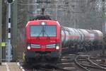 DBC 193 344 schleppt ein Gaskesselwagenzug durch Tilburg am 26 Februar 2025.