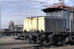 194 178-0 in der Versuchslackierung in Kornwestheim am 12.10.1980.