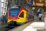   Der dreiteilige Stadler FLIRT 427 041 / 541 gekoppelt mit dem fünfteiligen Stadler FLIRT429 046 / 546 der Hessische Landesbahn GmbH (HLB) stehen am 28.02.2015 im Hbf Frankfurt am Main (Gleis