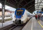   Zwei gekuppelte fünfteilige Bombardier Talent 2 (BR 9 442) der National Express Rail GmbH (NX Rail) am 20.05.2016 beim Halt im Hbf Hagen, als RE 7  Rhein-Münsterland-Express  (Krefeld -