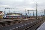 Der f�nfteilige Bombardier Talent 2 –9442 810 / 9442 310 der Abellio Rail Mitteldeutschland GmbH erreicht am 08 Dezember 2022 den Hauptbahnhof Leipzig.