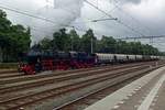 Jeder tag fahrt ein VSM-Dampfzug von Beekbergen nach Apeldoorn und zur�ck.