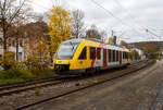 Der VT 205 ABp (95 80 0640 105-2 D-HEB), ein Alstom Coradia LINT 27 der HLB (Hessische Landesbahn) / 3LänderBahn fährt am 16 Oktober 2025, als RB 90  Westerwald-Sieg-Bahn  (Siegen -