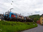 Die an die DPB Rail Infra Service GmbH (Frauental/�sterreich) vermietete 2159 222-1  Lena  (90 80 2159 222-9 D-ELP) eine sechsachsige Stadler EURO DUAL der ELP - European Loc Pool AG (Frauenfeld/Schweiz), eingestellt in Deutschland, f�hrt am 08 Mai 2026 mit einem Kesselwagenzug, laut Gefahrguttafel 33/1114 beladen mit Benzol (oder auch Benzen), durch Jungenthal bei Kirchen an der Sieg in Richtung Siegen. Rechts die Werkhallen der ehemaligen Arnold Jung Lokomotivfabrik GmbH. Bedingt durch eine Weichenst�rung f�hrt sie hier links. Nochmal einen lieben Gru� an den freundlichen Lokf�hrer zur�ck. 

Die EURO DUAL eine Co'Co'-Lok wurde 2020 von Stadler Rail Valencia S.A.U. in Albuixech (Spanien) unter der Fabriknummer 4111 gebaut und an die ELP - European Loc Pool AG in Frauenfeld (CH) ausgeliefert. Diese Zweikraftlokomotive mit dieselelektrischem und elektrischem Antrieb f�r den Streckendienst, hat eine zugelassene H�chstgeschwindigkeit von 120 km/h, mit dieselelektrischem Antrieb hat sie eine Leistung von 2.800 kW, mit elektrischem Antrieb sind es stolze 6.150 kW. Diese Lok hat die Zulassungen f�r Deutschland und �sterreich. Seit Dezember 2025 ist sie an die DPB Rail Infra Service vermietet. 