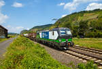   Die an die WLC - Wiener Lokalbahnen Cargo GmbH vermietete 193 224 (91 80 6193 224-3 D-ELOC) der ELL - European Locomotive Leasing fährt am 14.07.2018 mit einem Containerzug durch Leutesdorf in