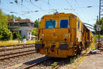  Die Plasser & Theurer Universalstopfmaschine 08-475 Unimat 4S, Schweres Nebenfahrzeug Nr.