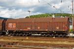Drehgestellflachwagen f�r Coiltransporte mit sechs Rads�tzen, verschiebbaren Teleskophauben und Lademulden f�r Coiltransporte der Gattung Sahimms-u 900 (31 80 4876 684-0 D-DB), der DB Schenker Rail,