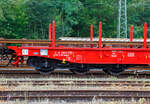 Detailbild eines der beiden Drehgestelle von dem sechsachsigen Drehgestell-Flachwagen, mit Rungen, Stirnwandklappen und klappbaren Ladeschwellen, jedoch ohne Seitenwandklappen, 31 80 4852 895-6 D-DB,