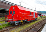 Der Hagener Hilfszugwagen  D-DB 99 80 9370 033-9 der DB Netz AG am 20.05.2017 im Hbf Hagen.